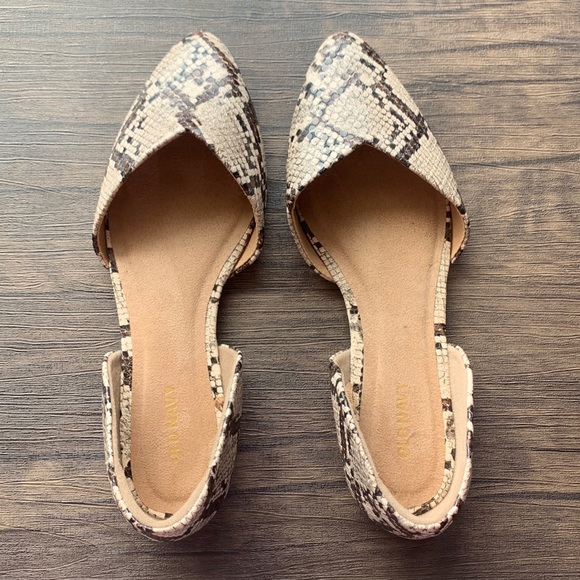 Faux-Snakeskin D'Orsay Flats - Picture 2 of 8